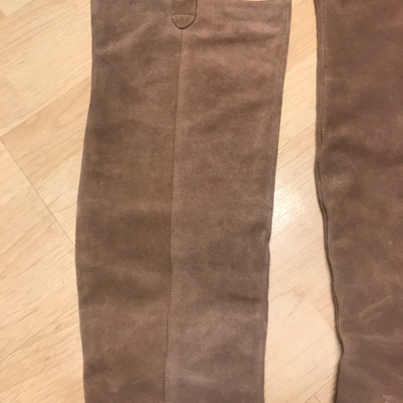 Kelsi Dagger Over The Knee pull on Heeled Suede Bootsoots - Picture 2 of 6